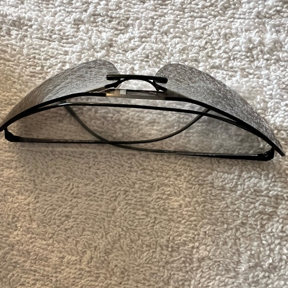 AUTHENTIC PRADA SUNGLASSES… 120 TEMPLE… NEW WITH TAGS… - Picture 13 of 13